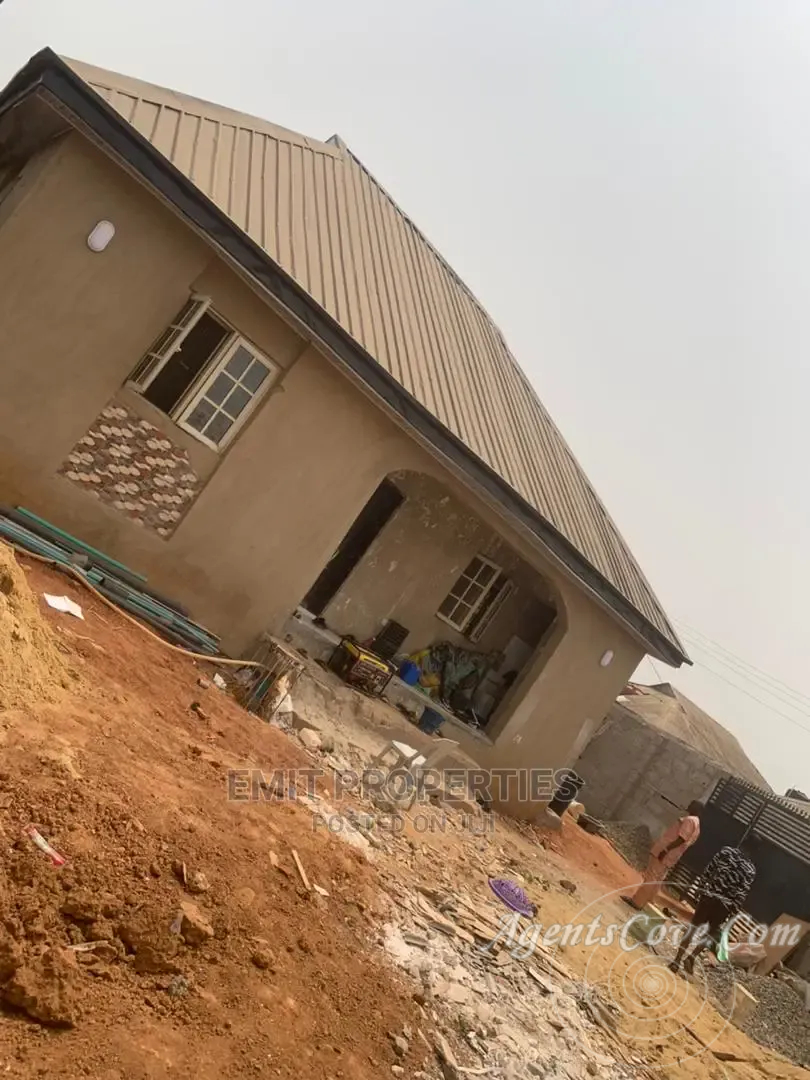 Furnished 2bdrm Bungalow In Ayobo For Sale