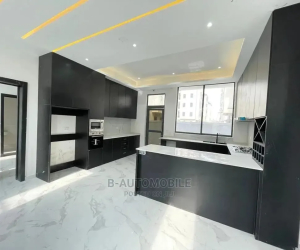 Super Beautiful Contemporary 5 Bed Detached Masterpiece *