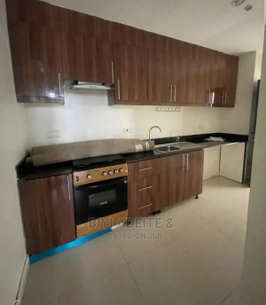 2bdrm Apartment In Blue Waters, Lekki For Sale